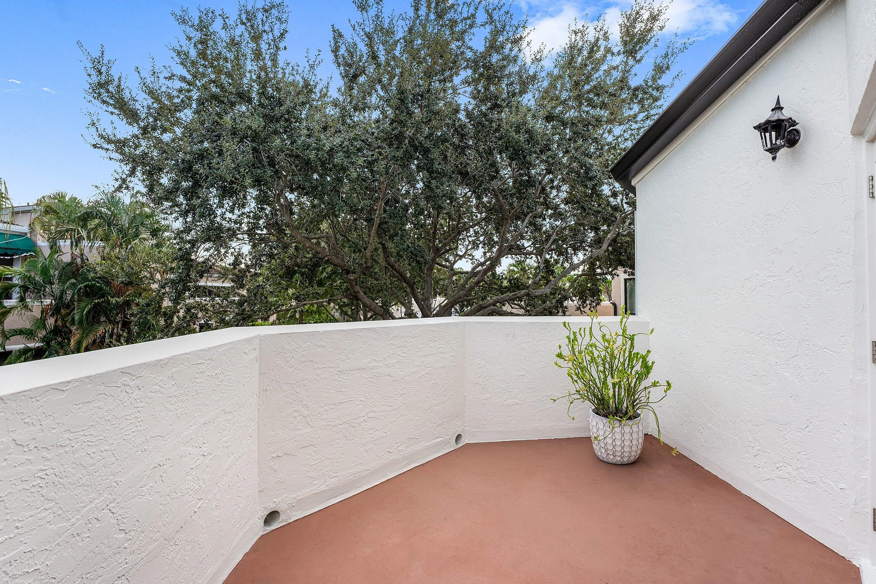 010-6614VillaSonrisaDrive-123-BocaRaton-