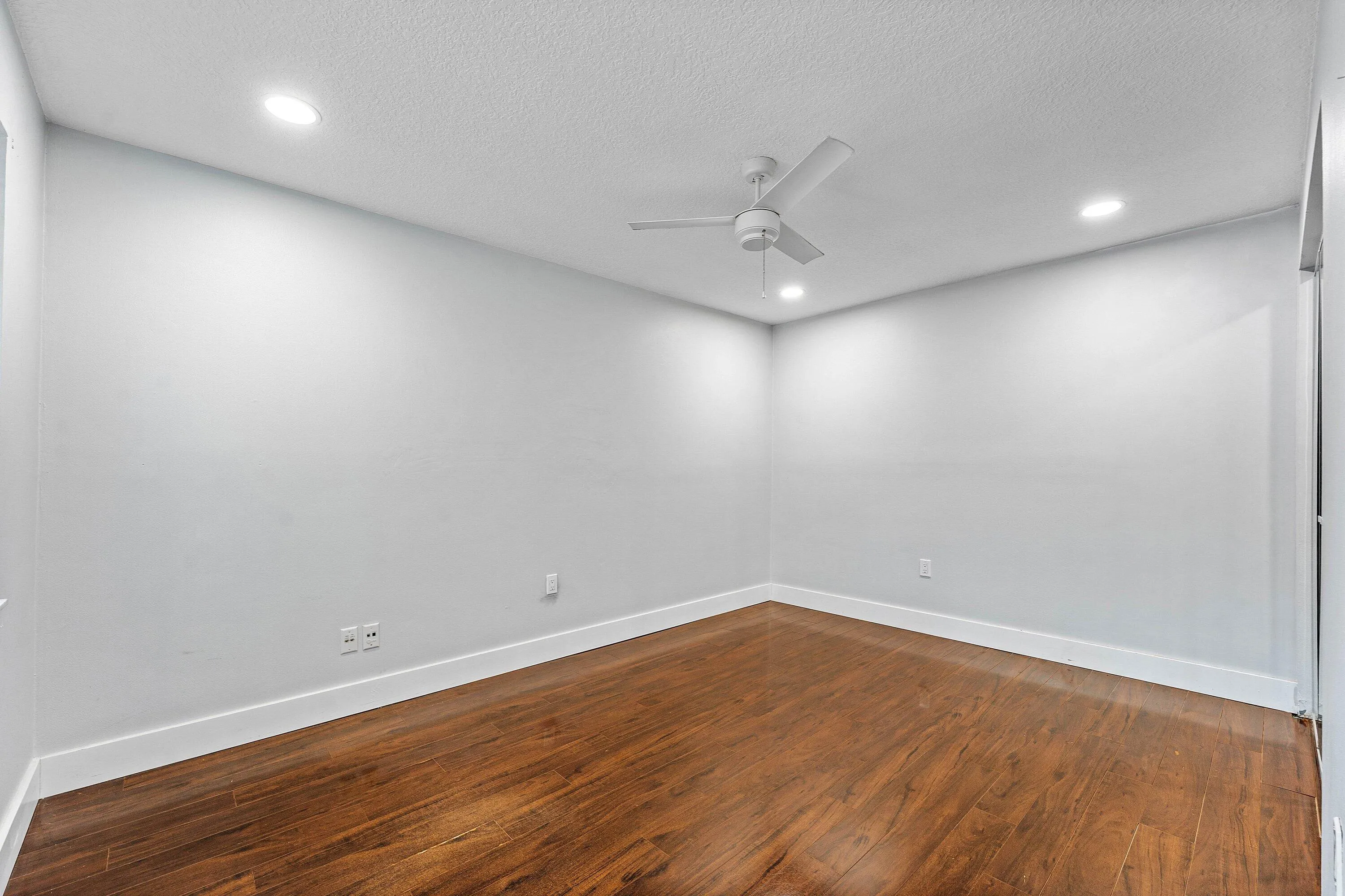 028-6614VillaSonrisaDrive-123-BocaRaton-