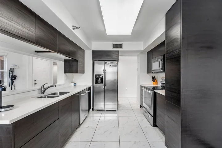 018-6614VillaSonrisaDrive-123-BocaRaton-