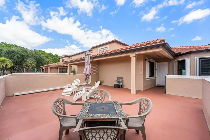 007-6614VillaSonrisaDrive-123-BocaRaton-