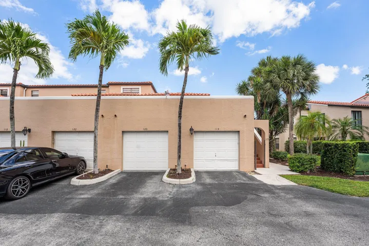 001-6614VillaSonrisaDrive-123-BocaRaton-
