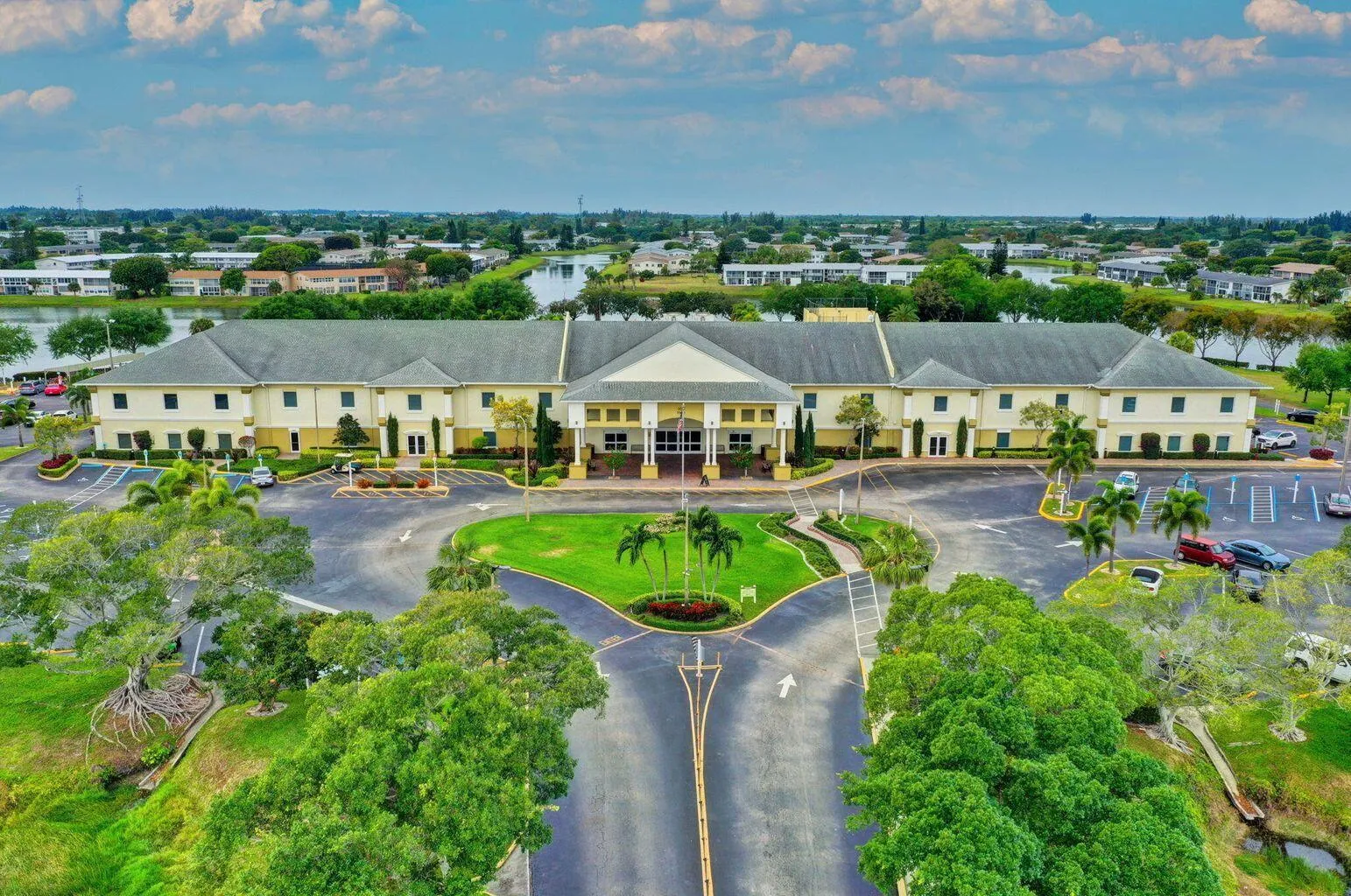 LARGE CLUBHOUSE