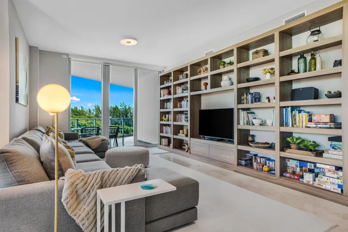 701 N Fort Lauderdale Beach Blvd-Fort La