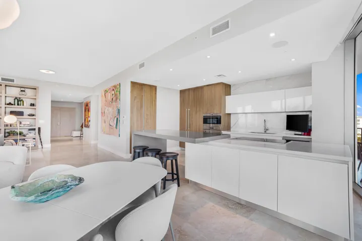 701 N Fort Lauderdale Beach Blvd-Fort La