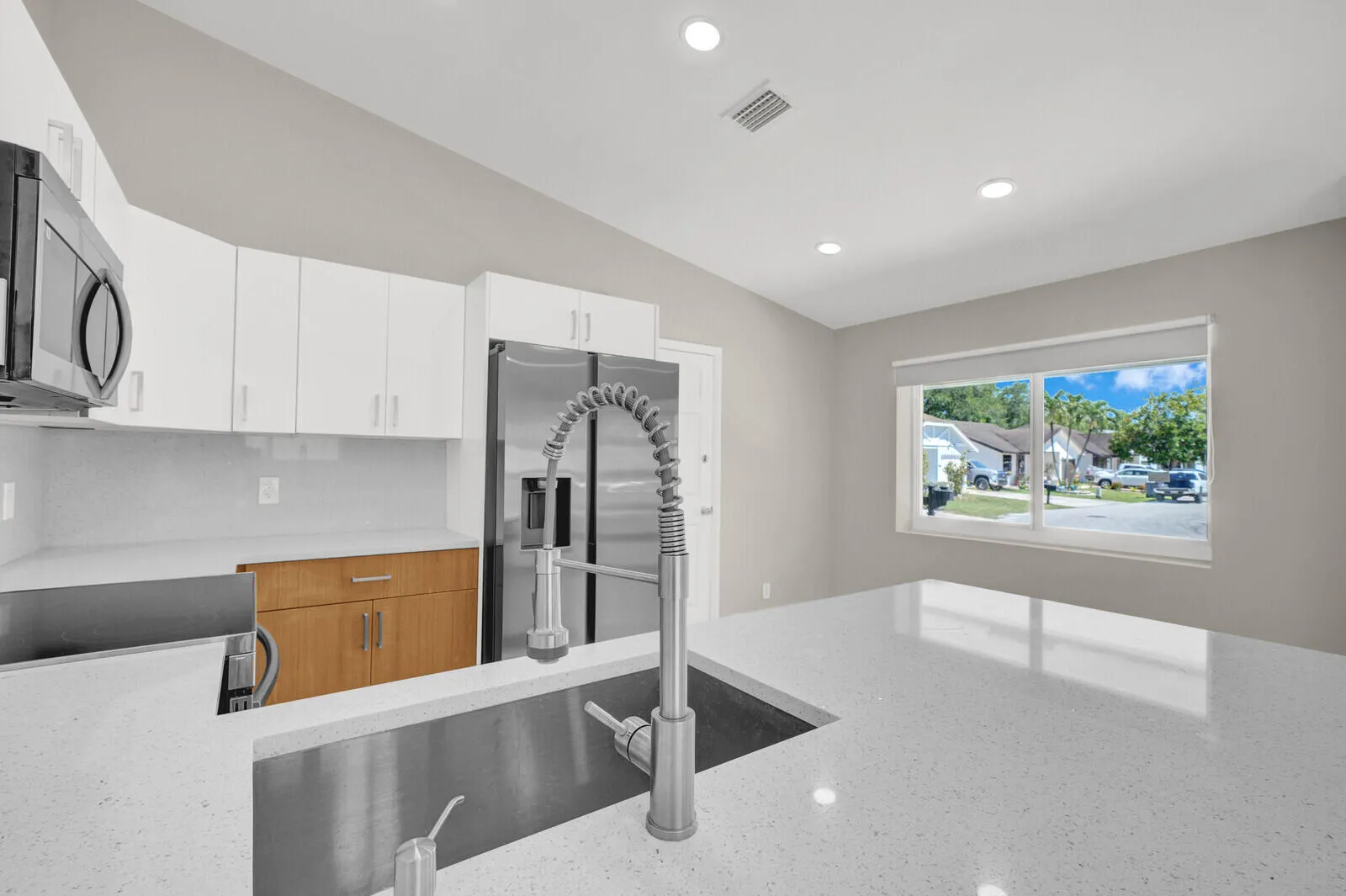 BRAND NEW APPLIANCES