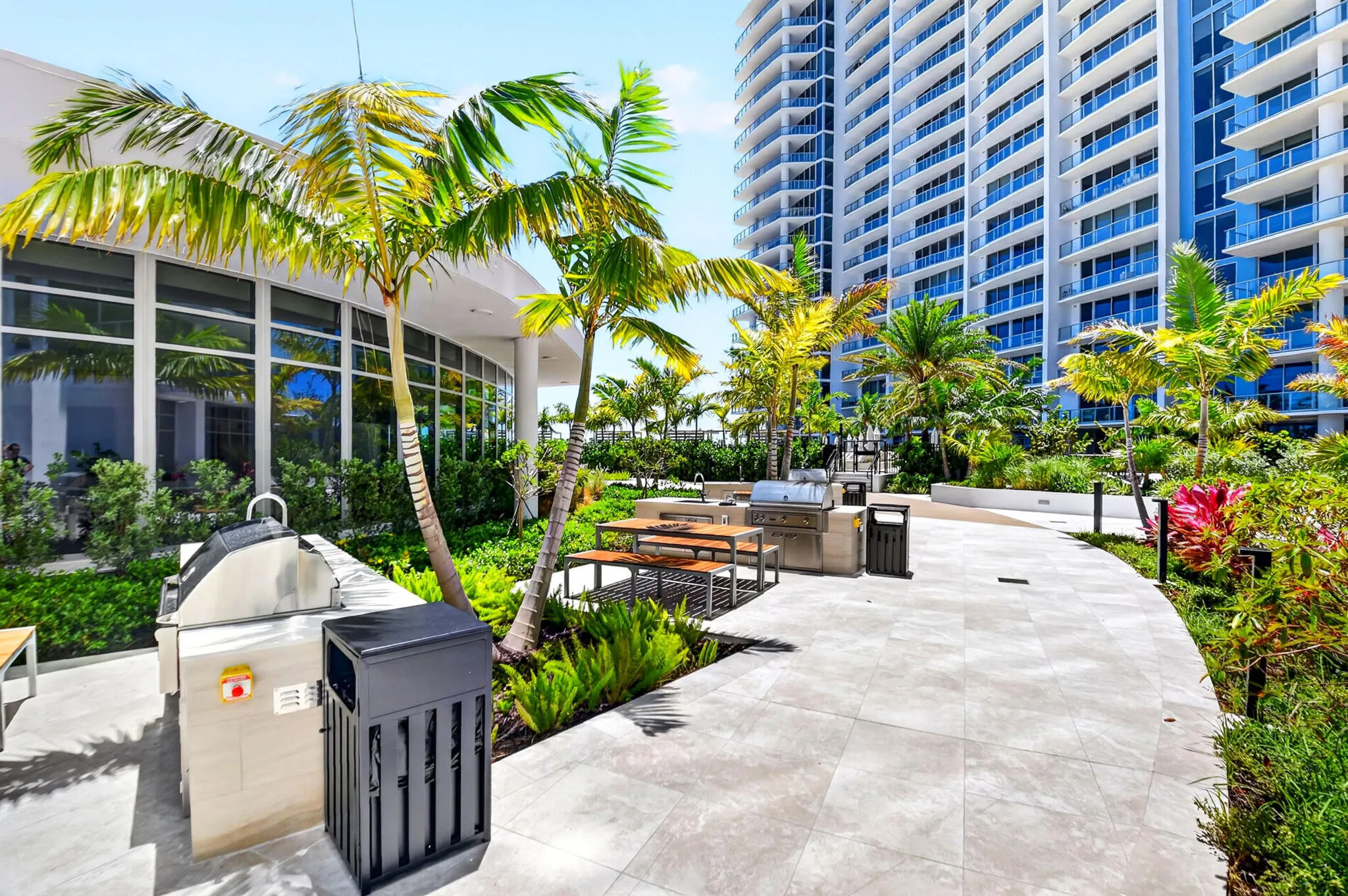 Amenities sixth floor grills