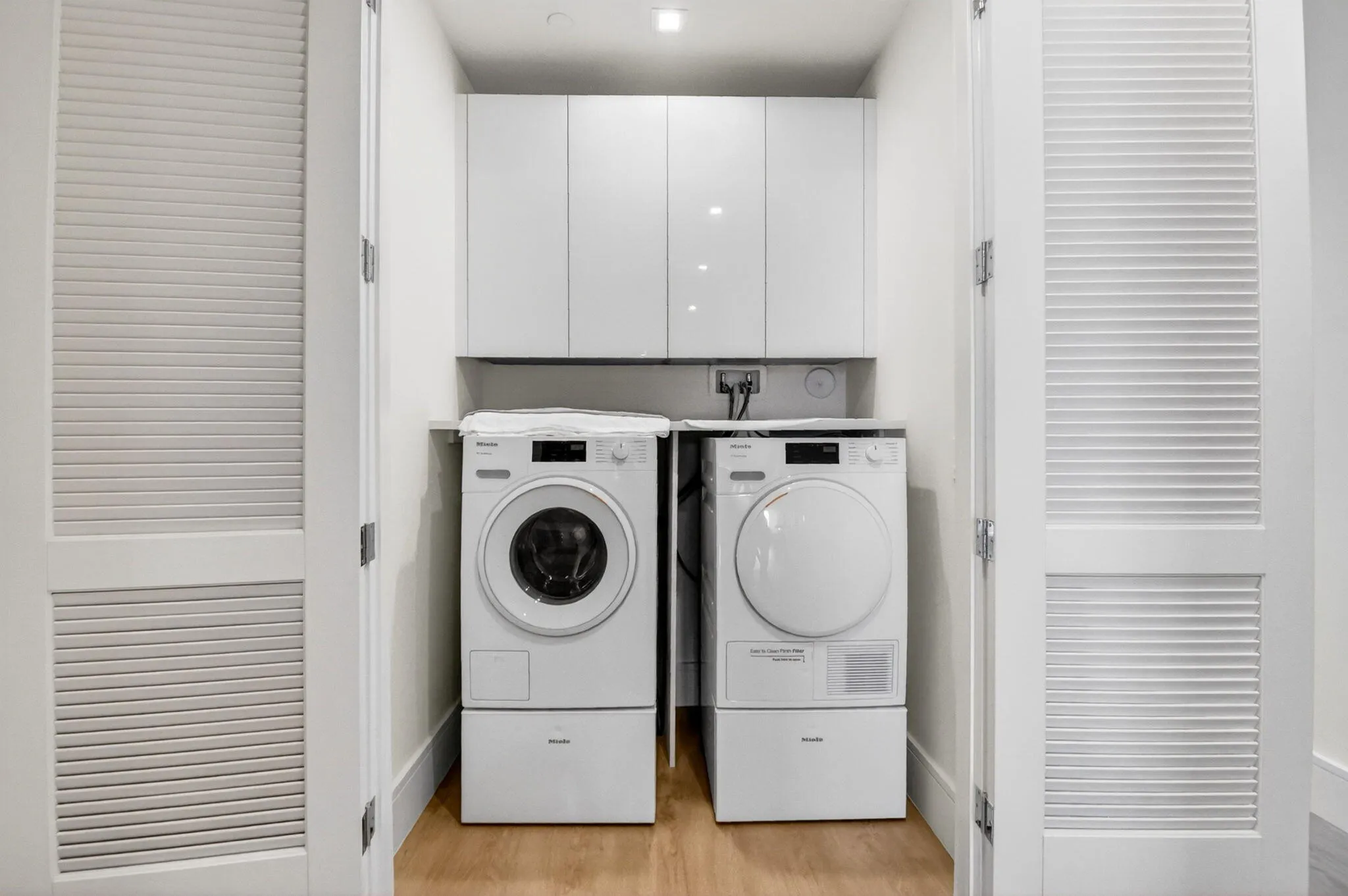 Laundry eoom