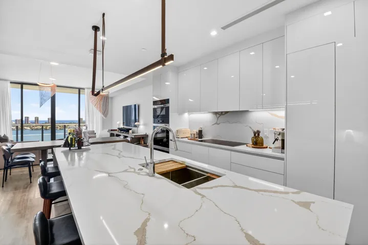 Open kitchen