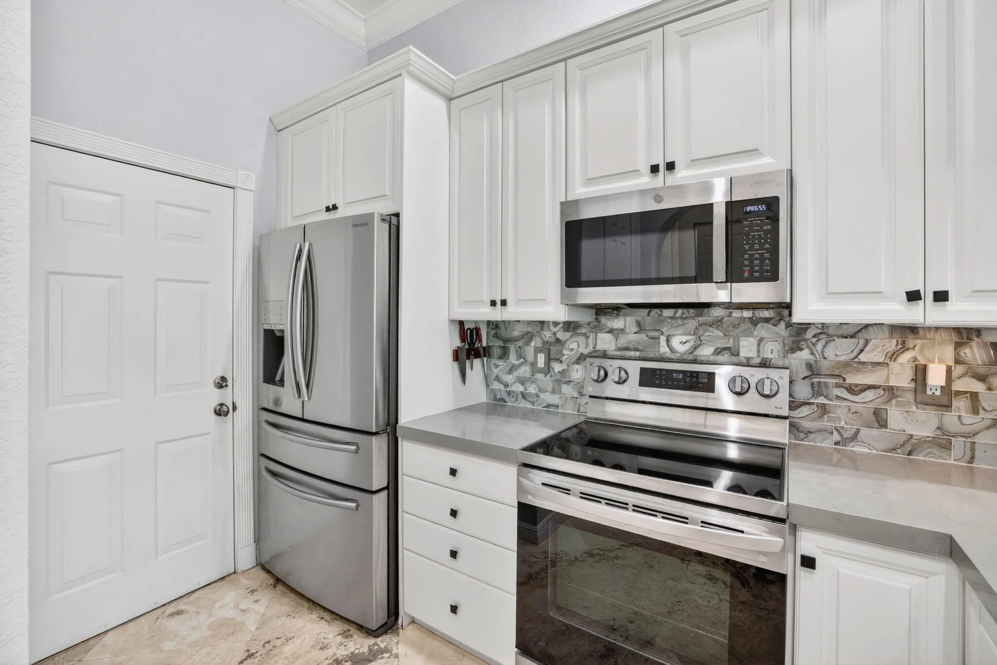 Walk in Pantry