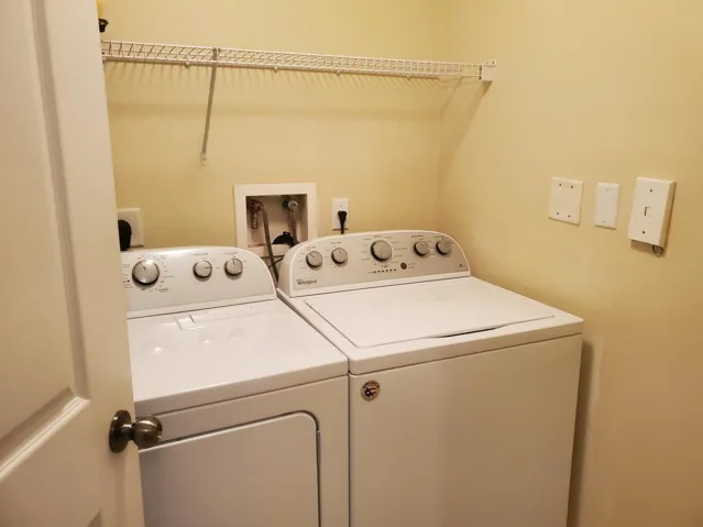 fiore washer and dryer