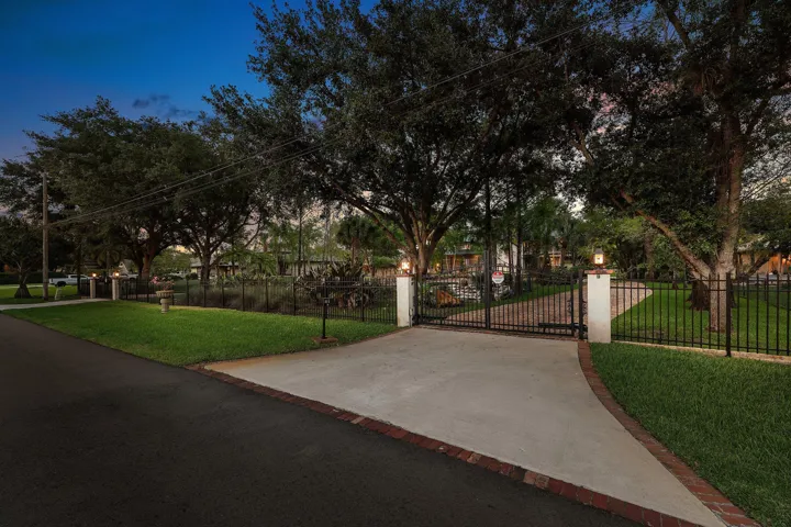 079-6002Northwest74thTerrace-Parkland-FL