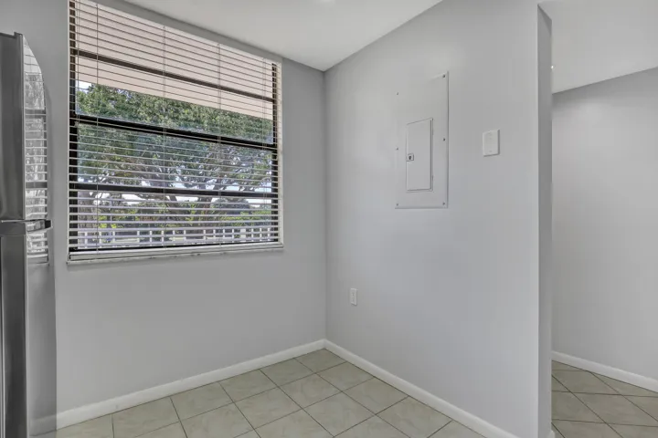3650 Whitehall #201 (14)