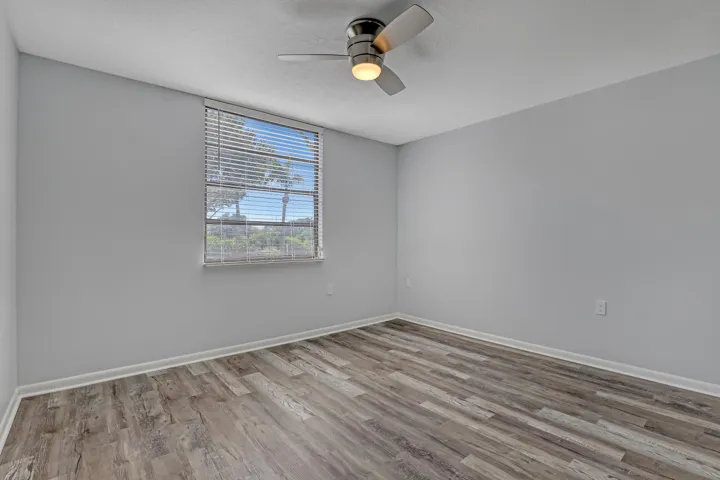 3650 Whitehall #201 (23)