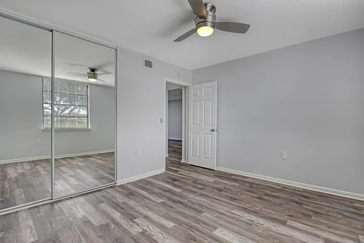 3650 Whitehall #201 (24)