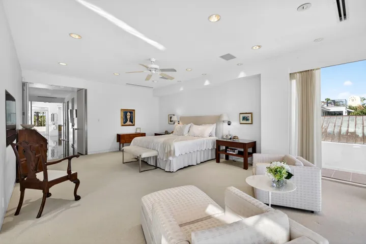 Spacious primary suite