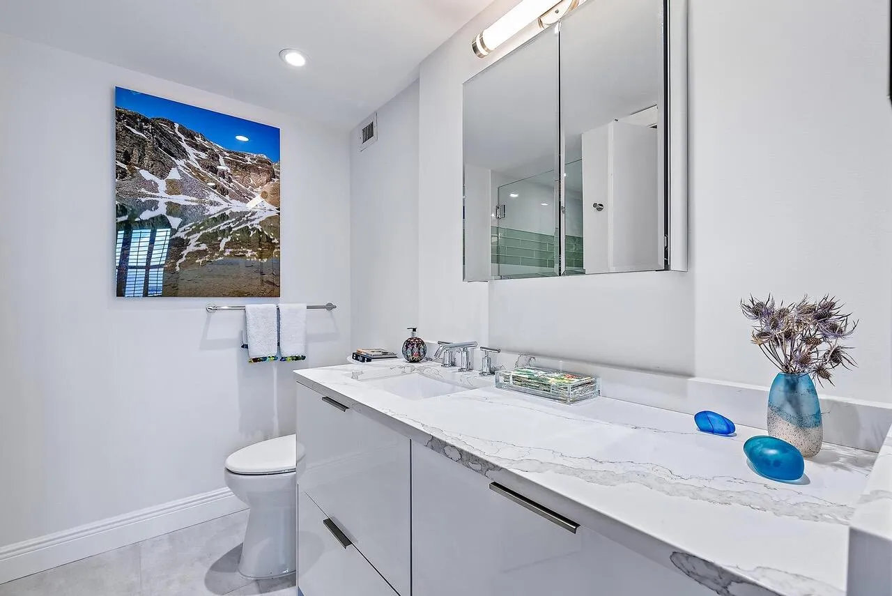 1701 S Flagler Dr Unit 1605 -17