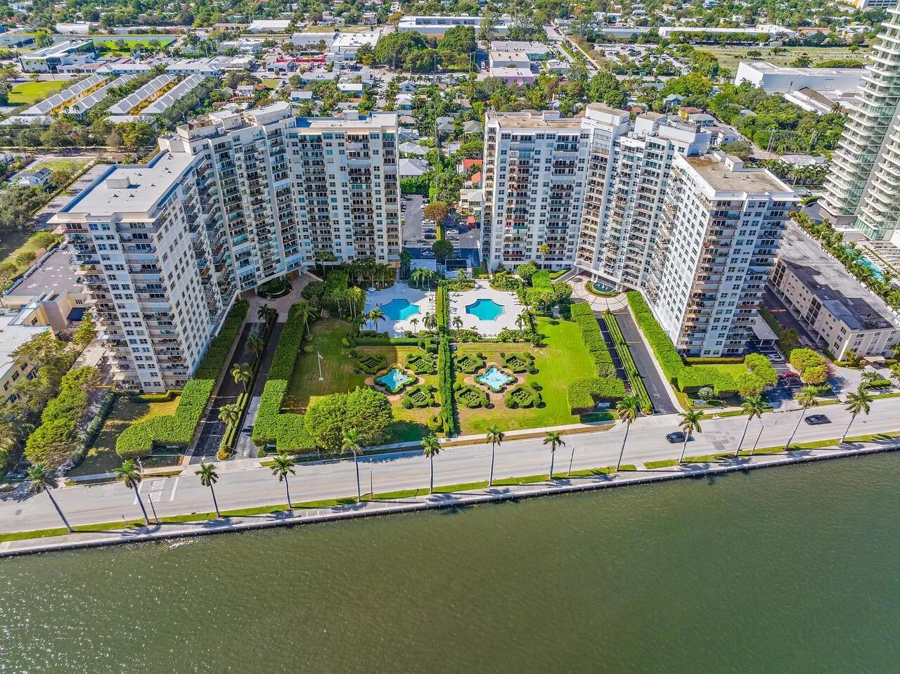 1701 S Flagler Dr Unit 1605 -4