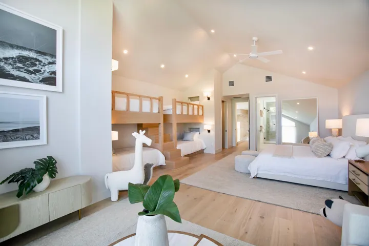 FAMILY SUITE