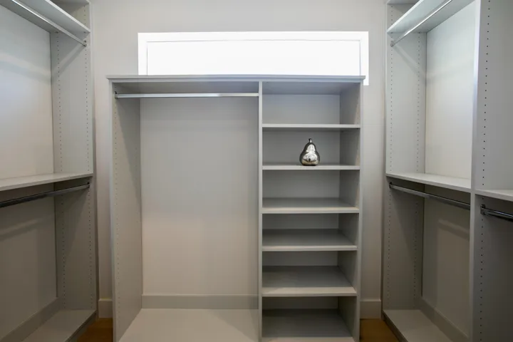 BR 3 CLOSET