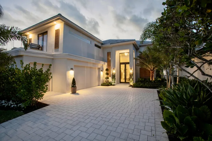 STUNNING EVENING VIEW