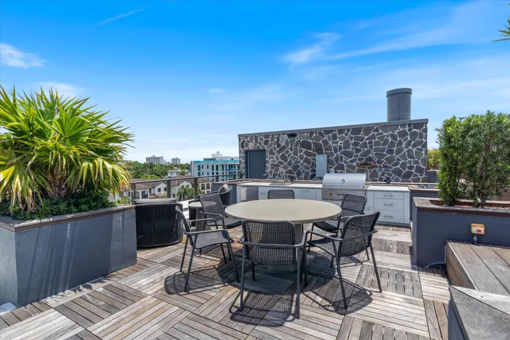 Private Rooftop