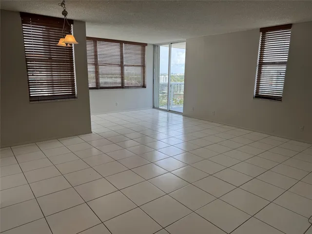 spacious living room