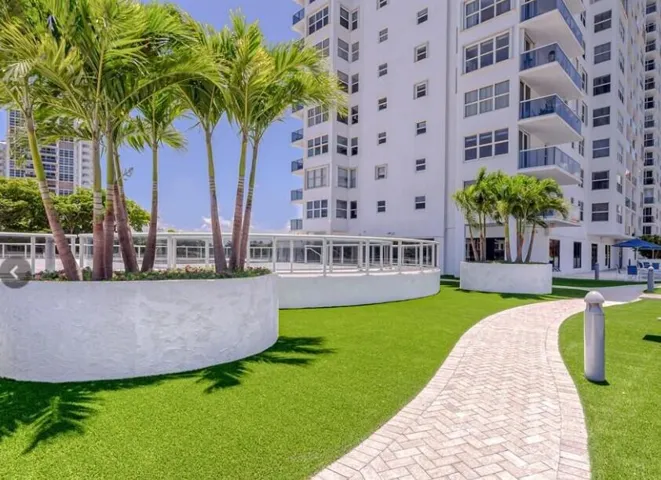 walkway / amenity deck