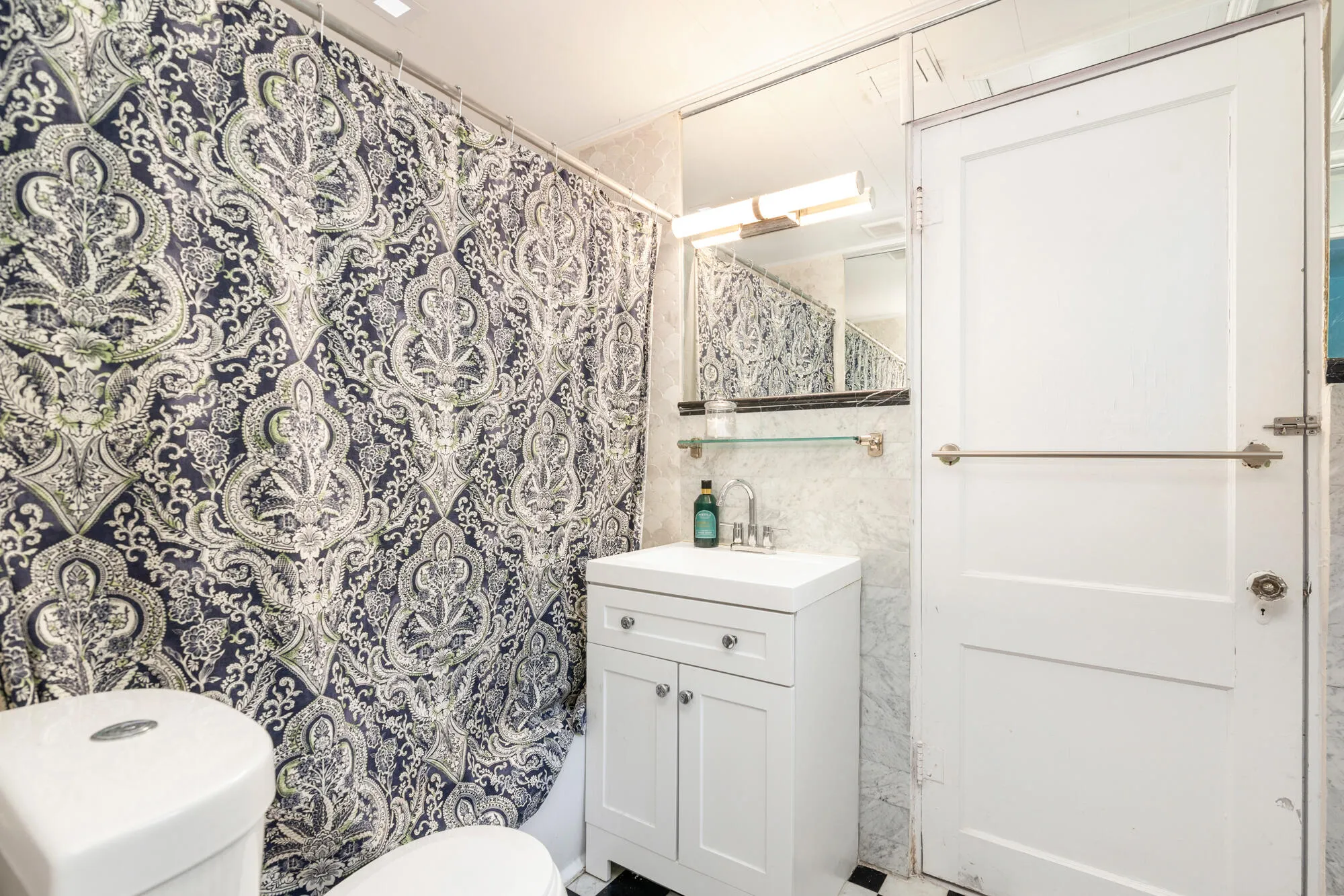 Bathroom 4