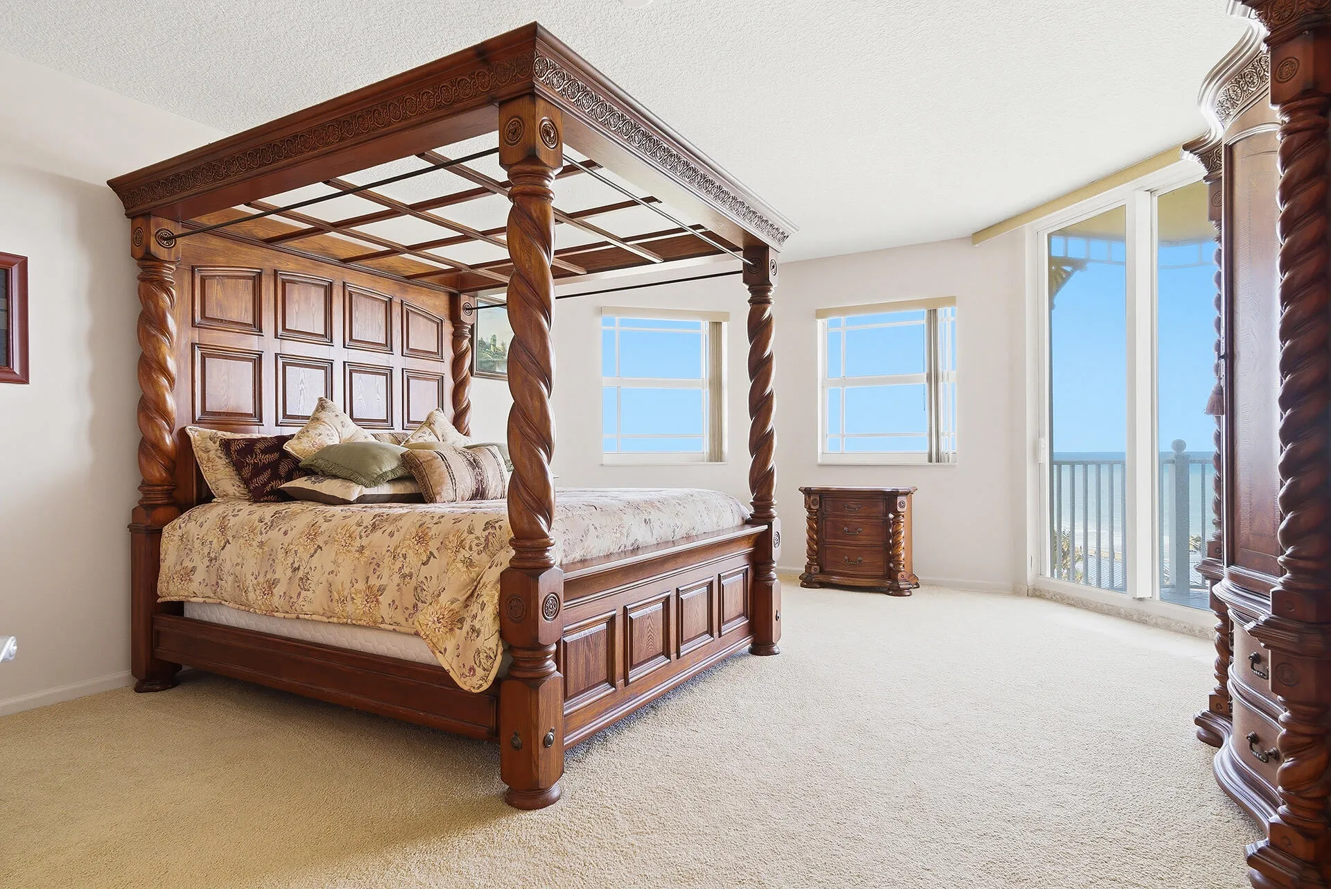 131-OCEAN-GRANDE-BLVD-APT-703-33477-023