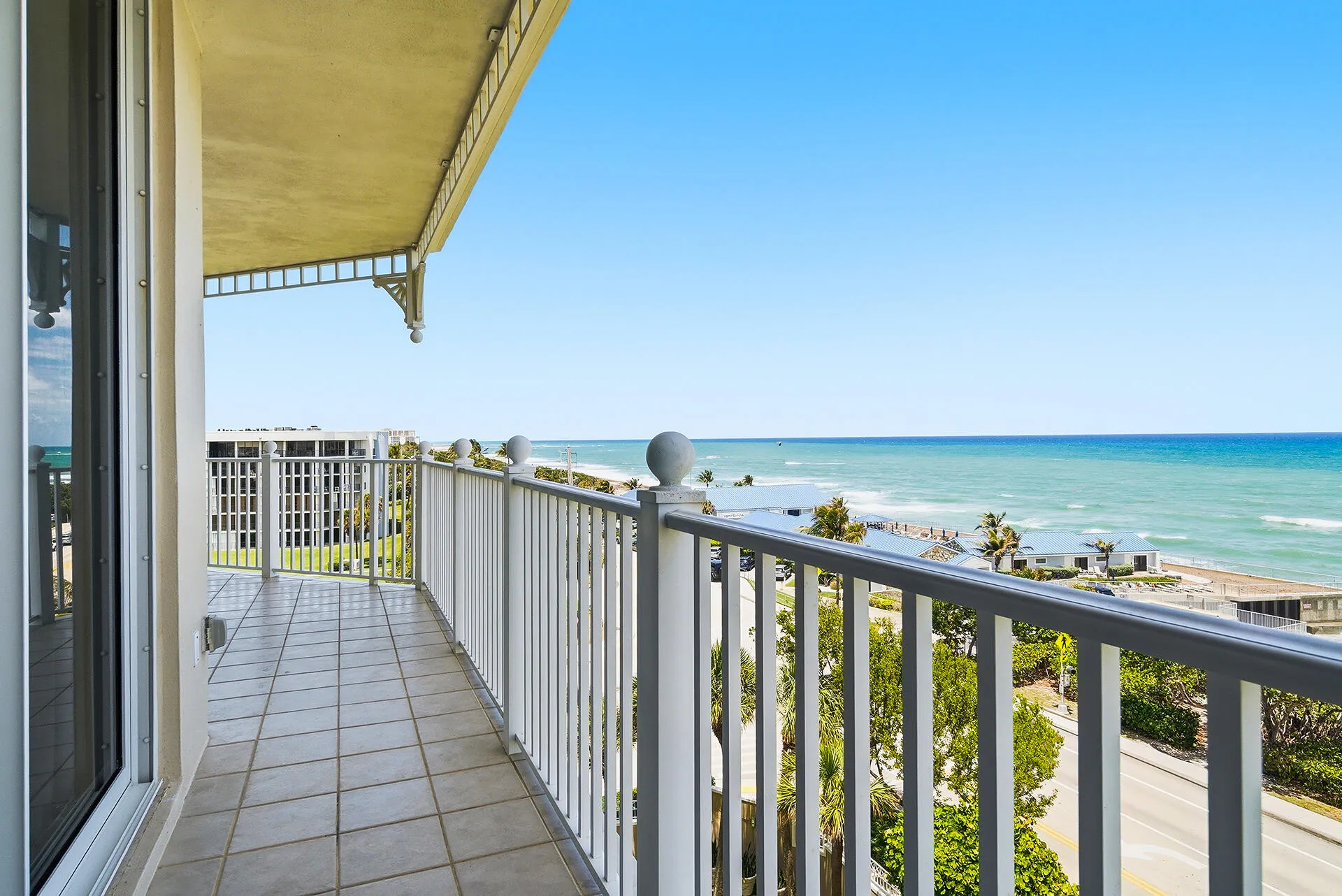 131-OCEAN-GRANDE-BLVD-APT-703-33477-008