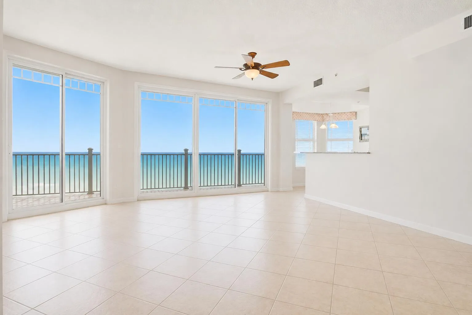 STAGED WITH NO FURNITURE LIVING AREAS