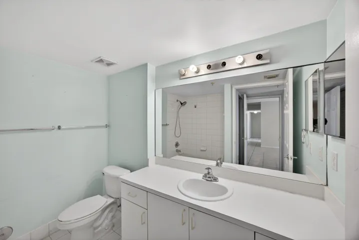 3844 Lyons Rd #101_Pics_26_Arturo Ruesta