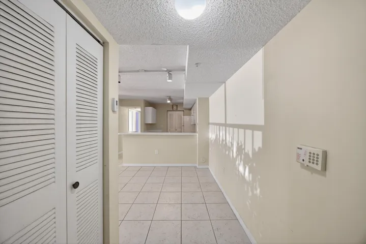 3844 Lyons Rd #101_Pics_13_Arturo Ruesta