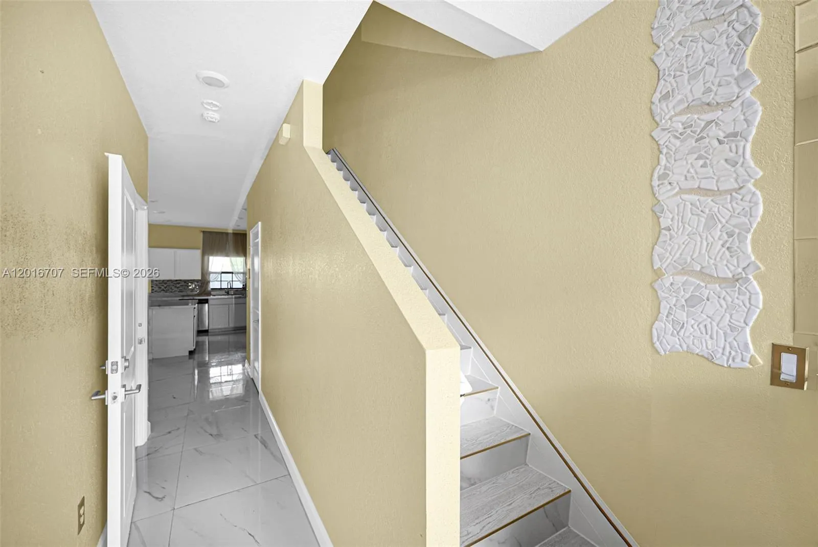 Property photo 94