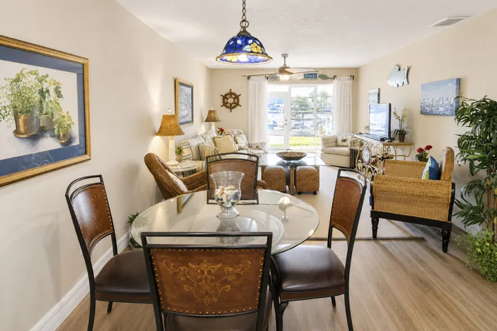 1351 Bayshore Dr-Interior-2