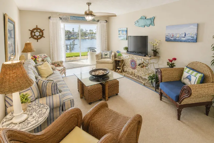 1351 Bayshore Dr-Interior-1