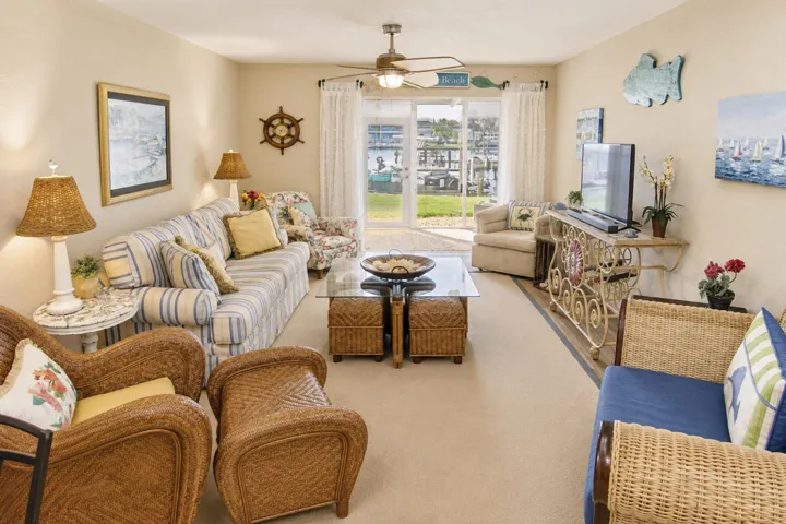 1351 Bayshore Dr-Interior-3