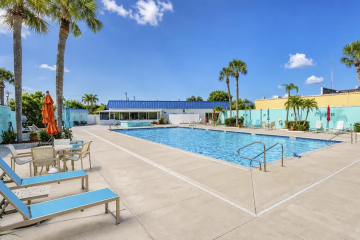 1351 Bayshore Dr-Exterior-11