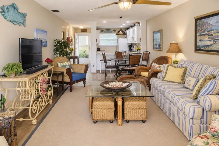1351 Bayshore Dr-Interior-10