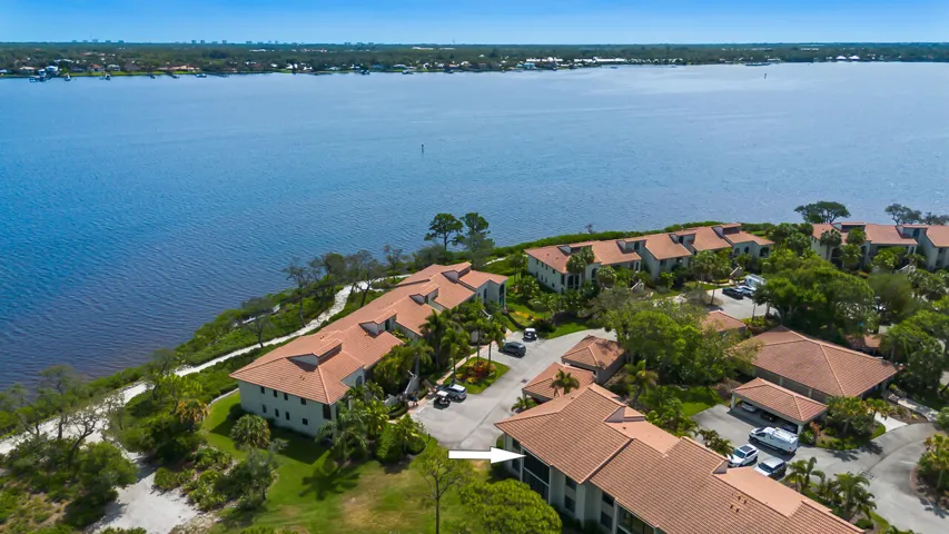 2516 NW Seagrass Drive Unit 8B-11