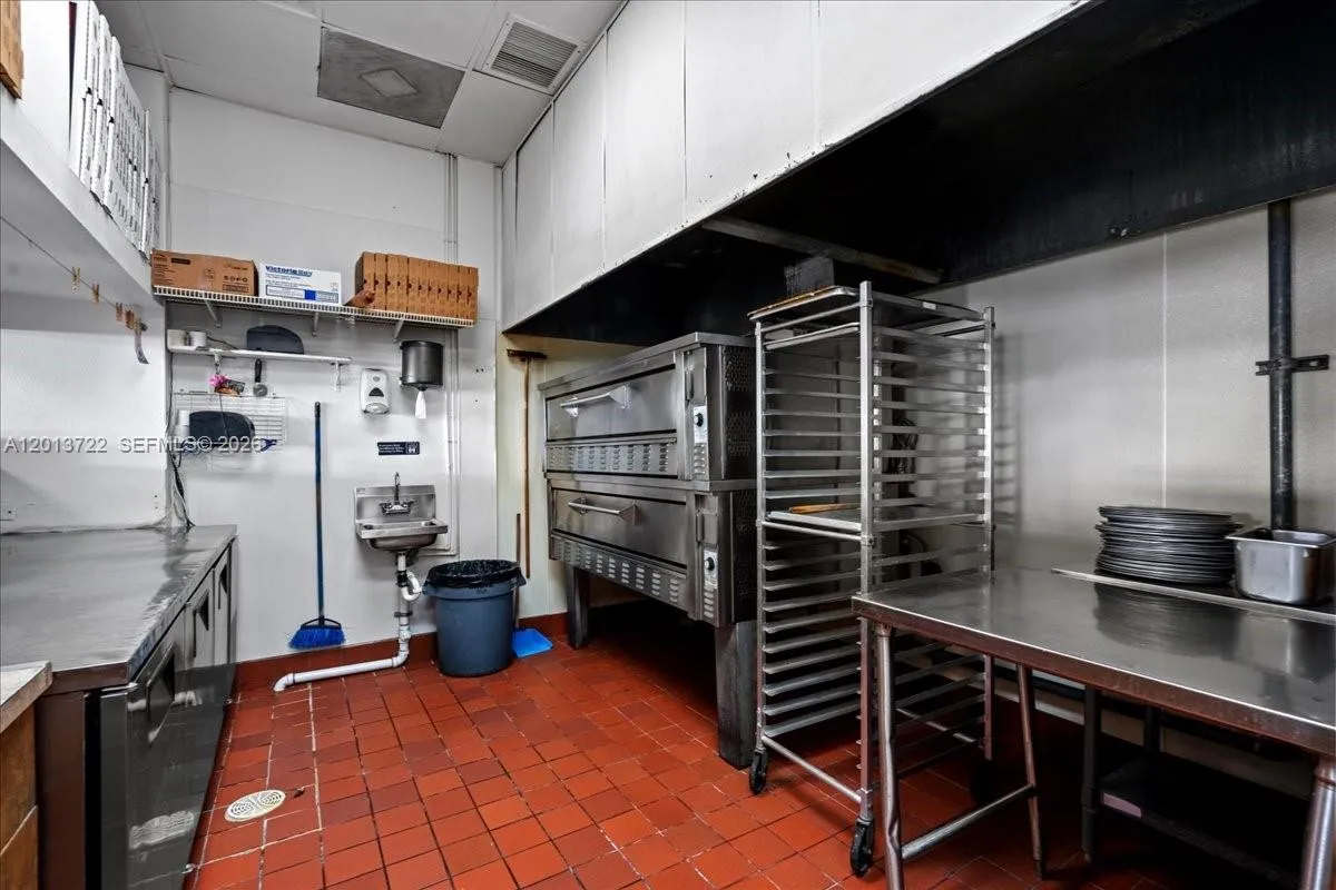 Property photo 33