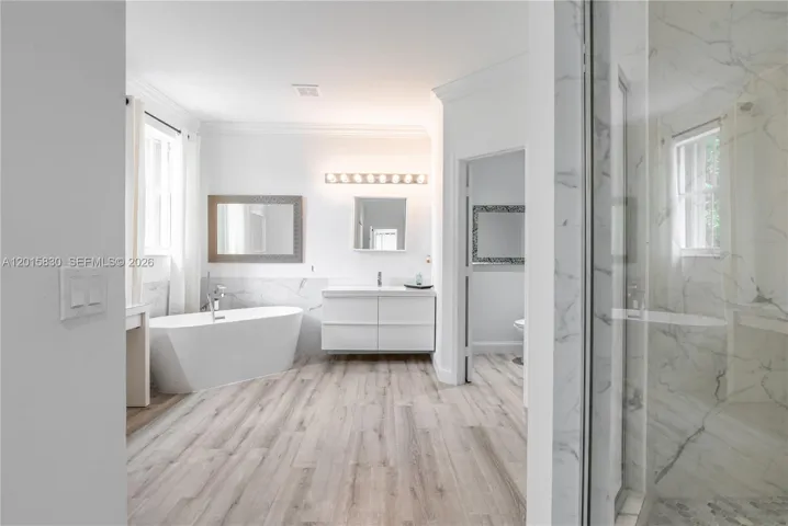 Elegant Master Bath