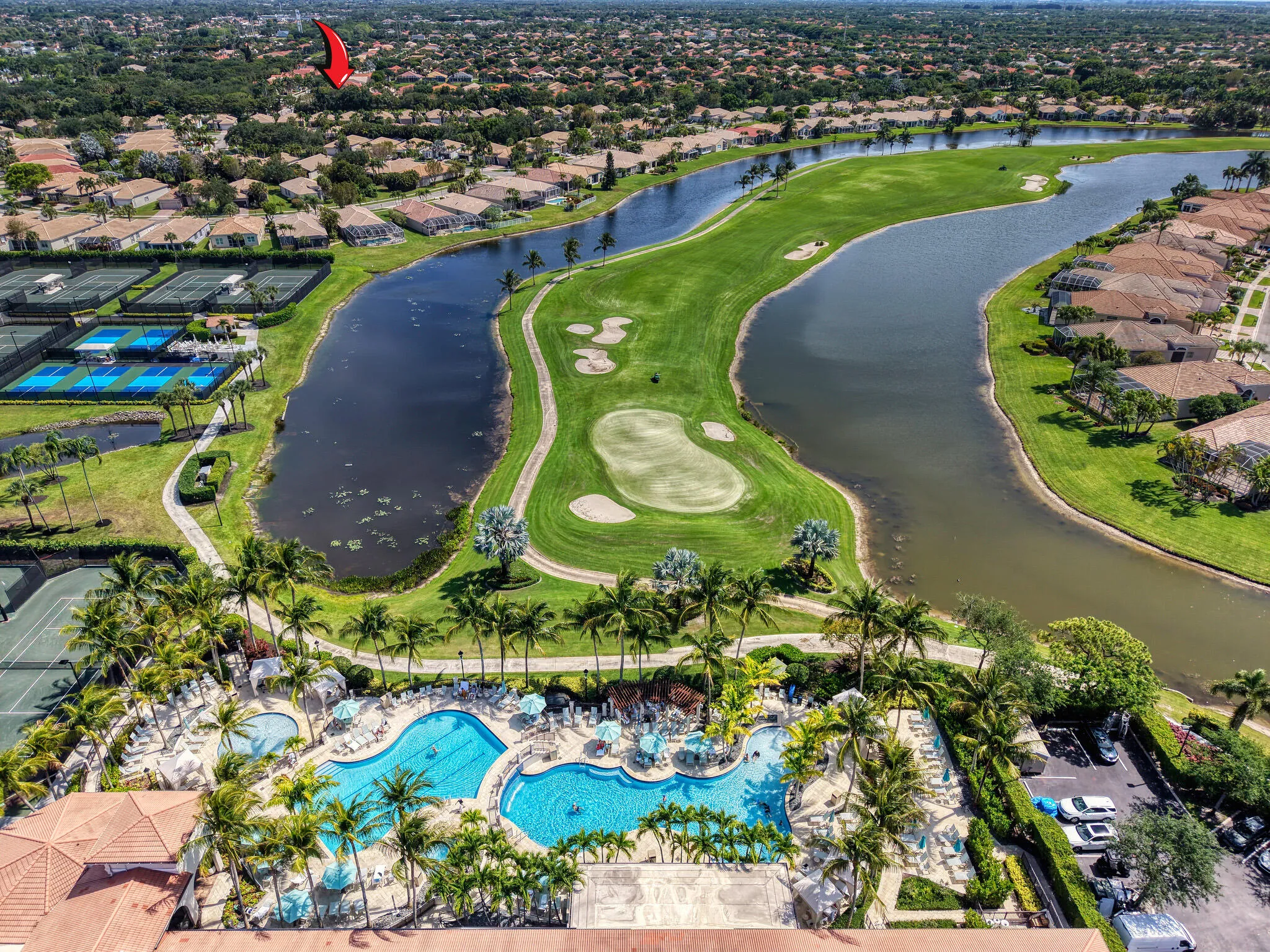 28 Clubhouse (5)