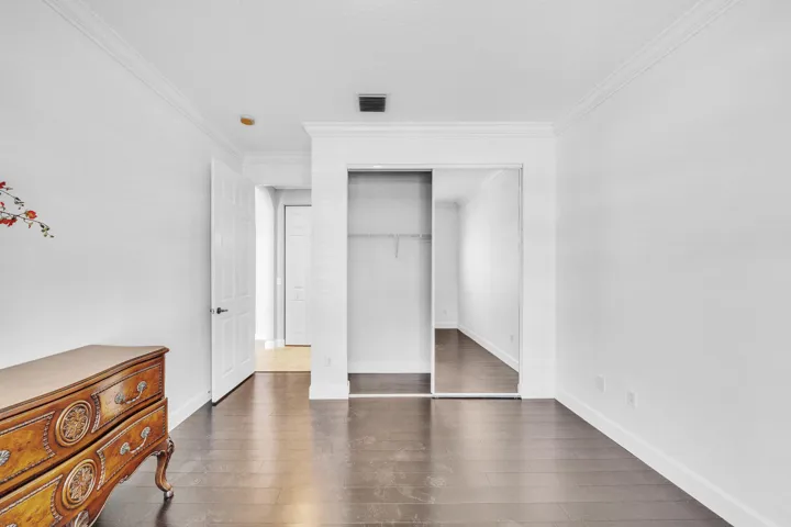 23 Guest Bedroom (2)