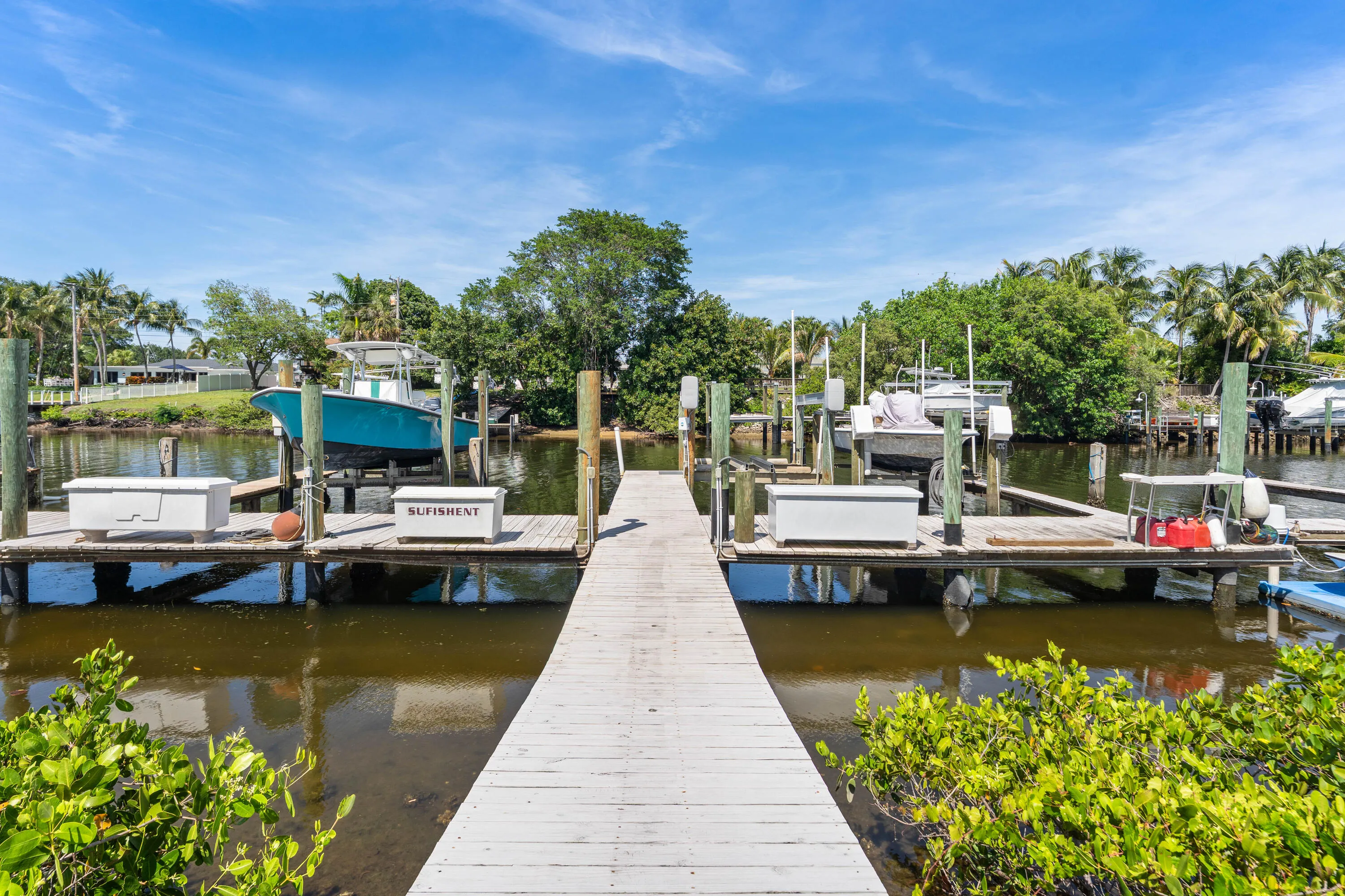 Docks