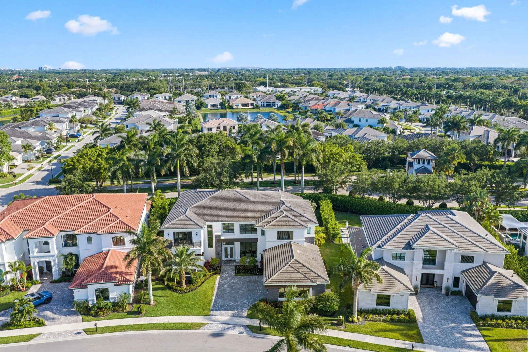 2702 Northwest 71st Boulevard - 96.jpg-S