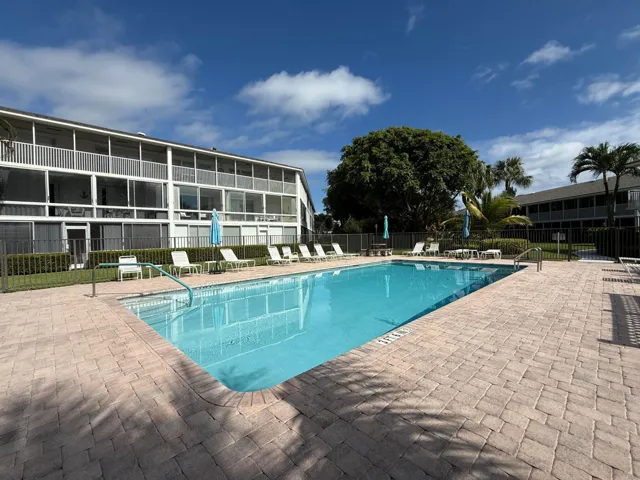 Community pool