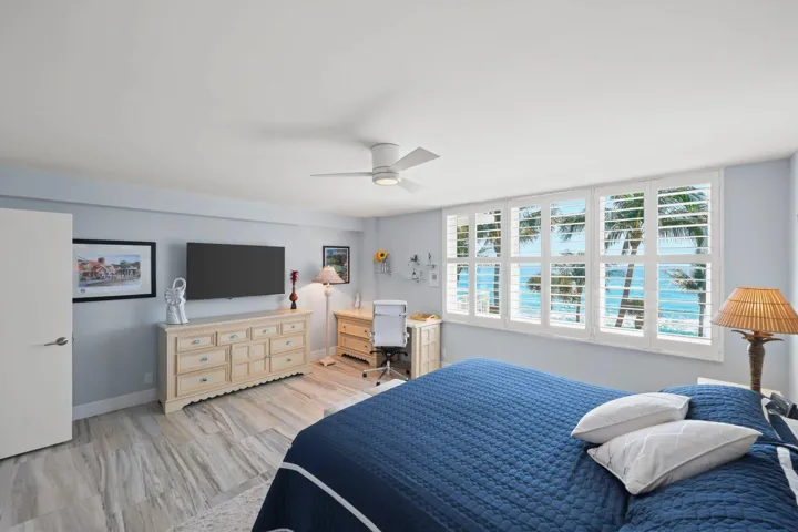 500 Ocean Drive - 25.jpg-SMALL