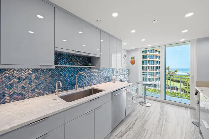 500 Ocean Drive - 14.jpg-SMALL