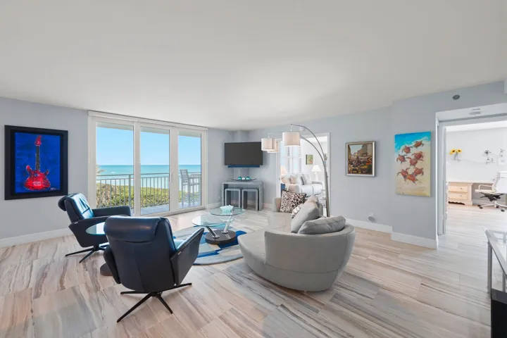500 Ocean Drive - 3.jpg-SMALL